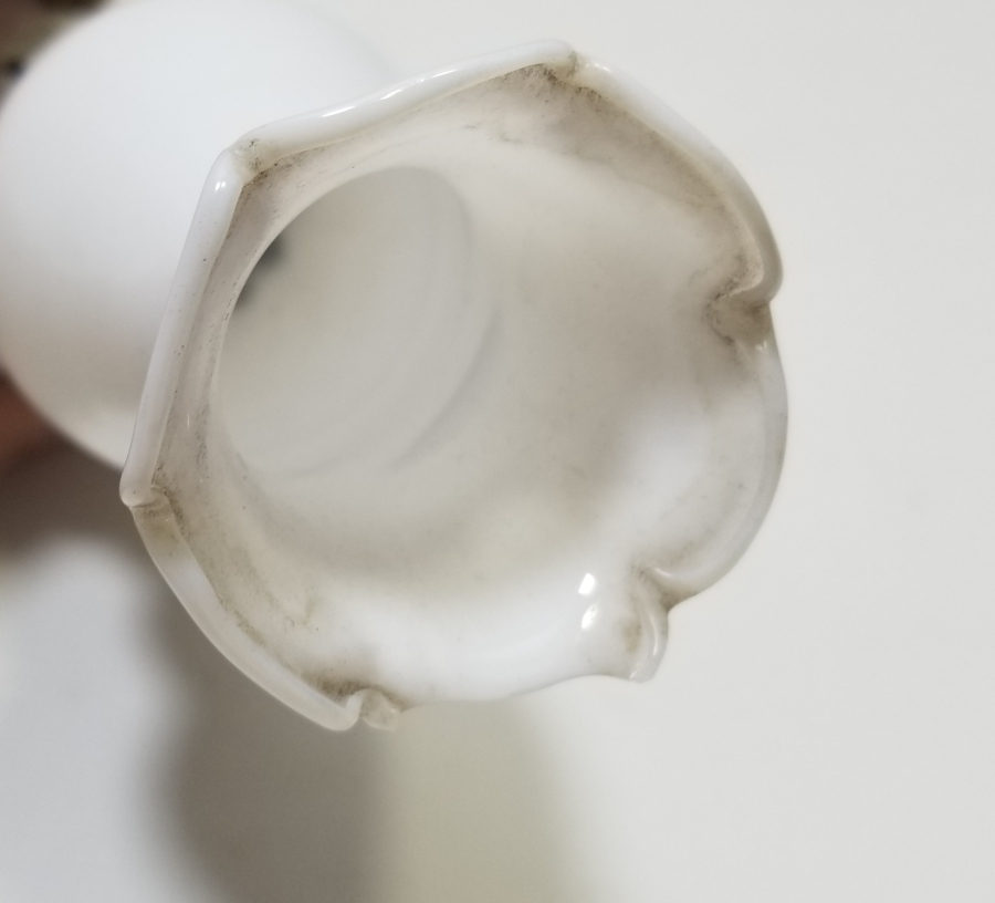 OSMANLI DÖNEMİ NADİR ORİJİNAL BACASIYLA TAŞ OPALİN GAZ LAMBASI