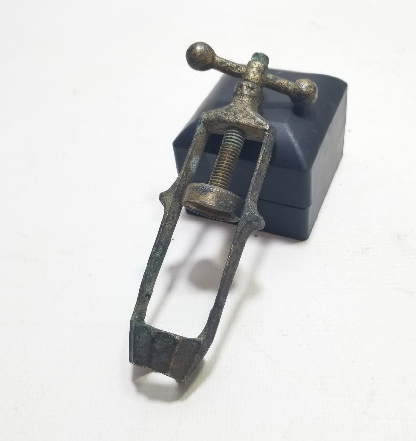 ANTİKA FİŞEK SIKIŞTIRMA ALETİ