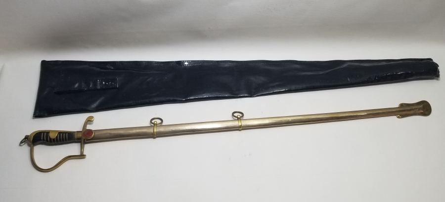 ORİJİNAL ÇANTASINDA BOYNUZ SAPLI ANTİKA SUBAY KILICI