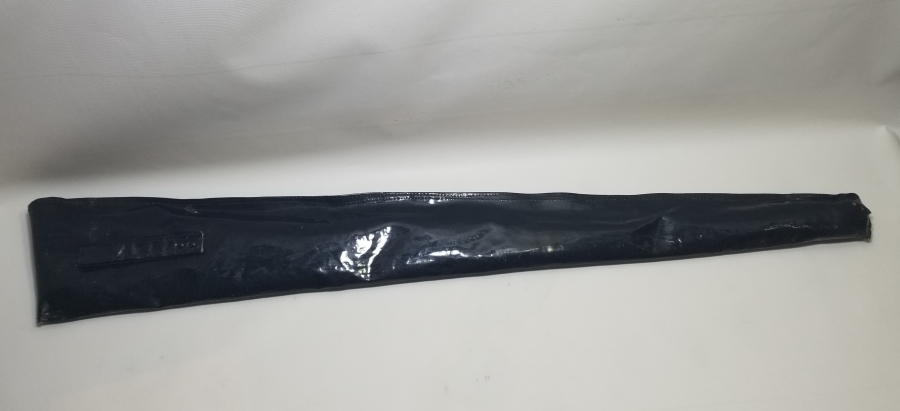 ORİJİNAL ÇANTASINDA BOYNUZ SAPLI ANTİKA SUBAY KILICI