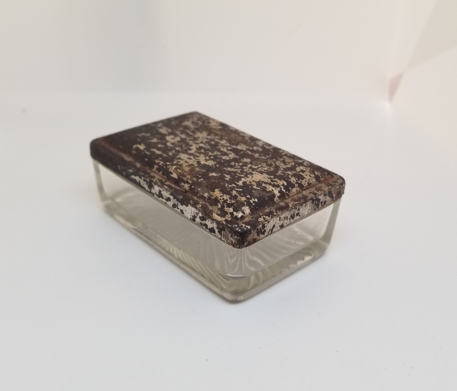 ANTİKA KAPAKLI KUTU