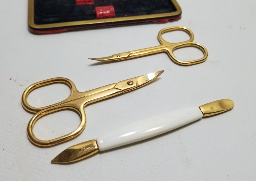 ALTIN KAPLAMA ANTİKA SOLINGEN SEYAHAT TAKIMI