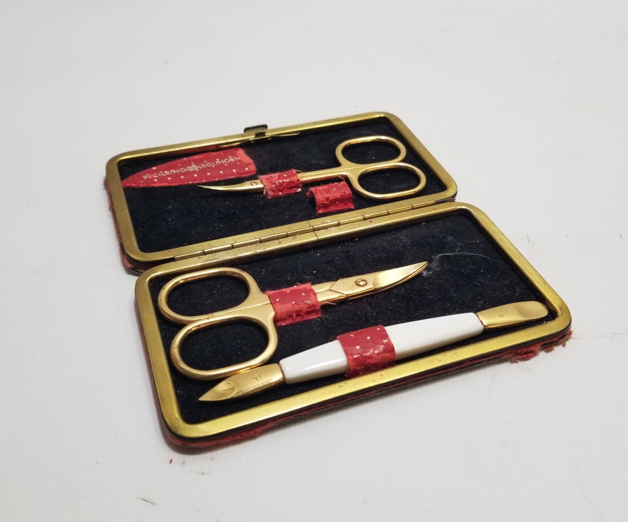 ALTIN KAPLAMA ANTİKA SOLINGEN SEYAHAT TAKIMI