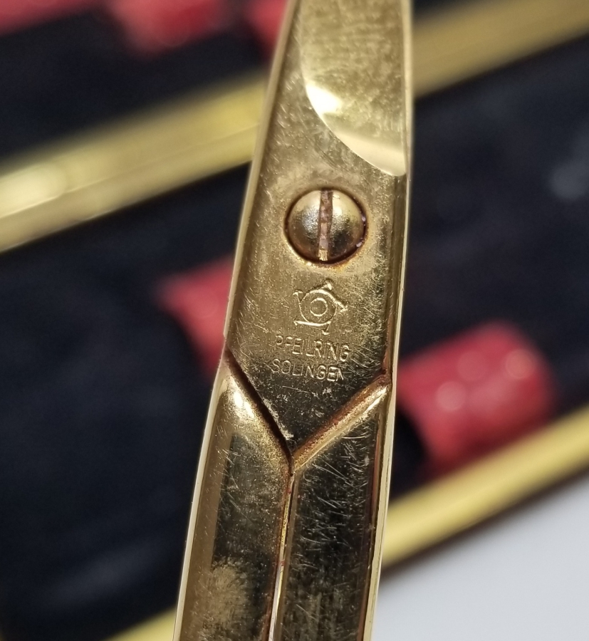 ALTIN KAPLAMA ANTİKA SOLINGEN SEYAHAT TAKIMI