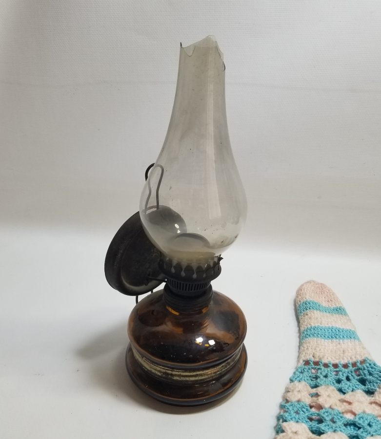 ORİJİNAL BACA KORUMASIYLA ANTİKA GAZ LAMBASI