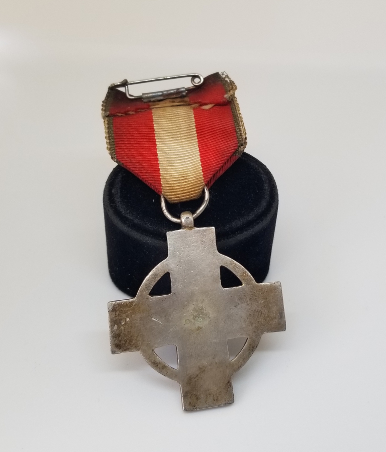 ORİJİNAL KURDELASIYLA İTFAİYECİ BİRLİĞİ MİNELİ NADİR NAZİ GÜMÜŞ MADALYA