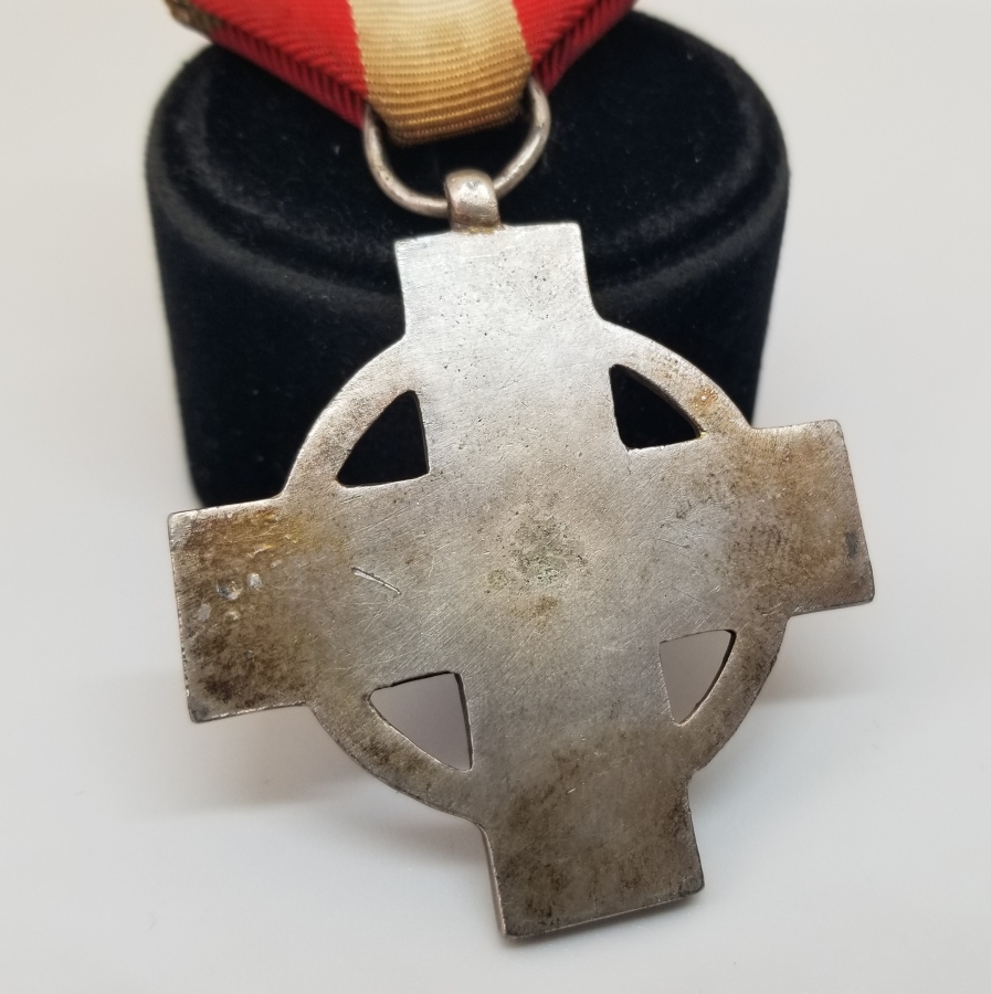 ORİJİNAL KURDELASIYLA İTFAİYECİ BİRLİĞİ MİNELİ NADİR NAZİ GÜMÜŞ MADALYA