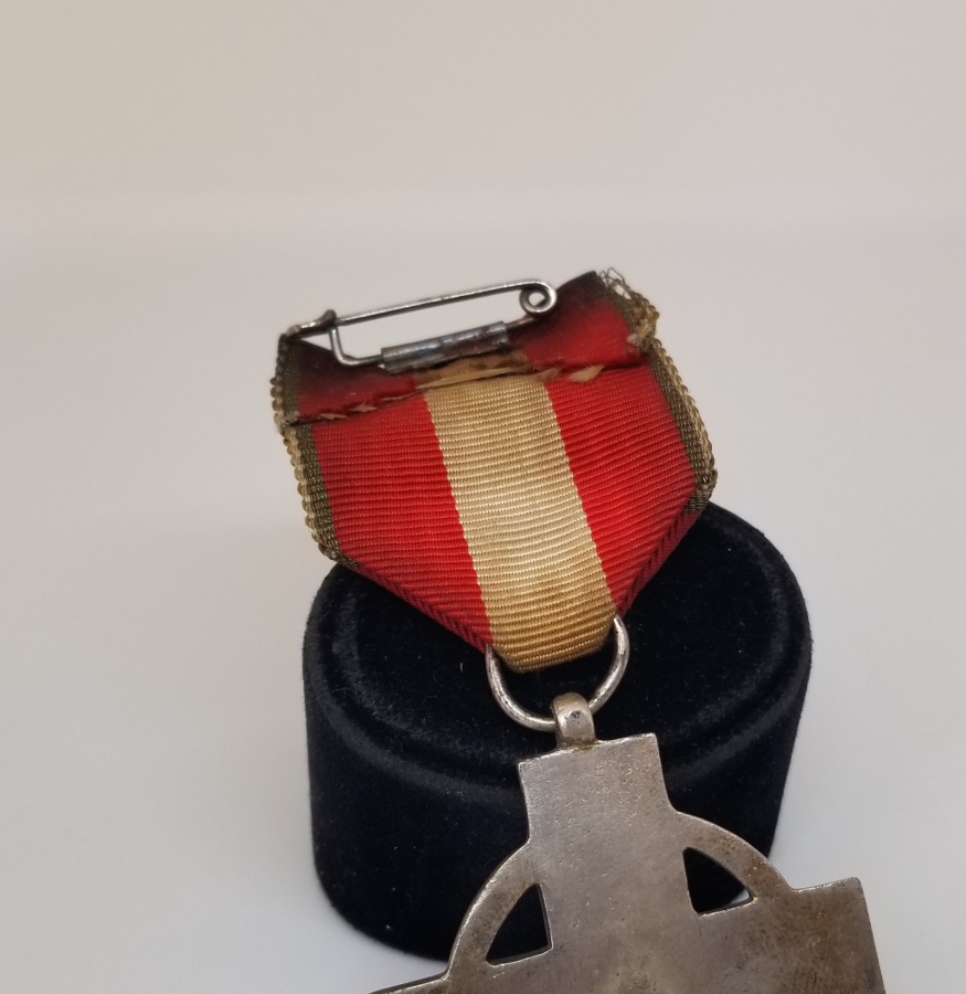 ORİJİNAL KURDELASIYLA İTFAİYECİ BİRLİĞİ MİNELİ NADİR NAZİ GÜMÜŞ MADALYA