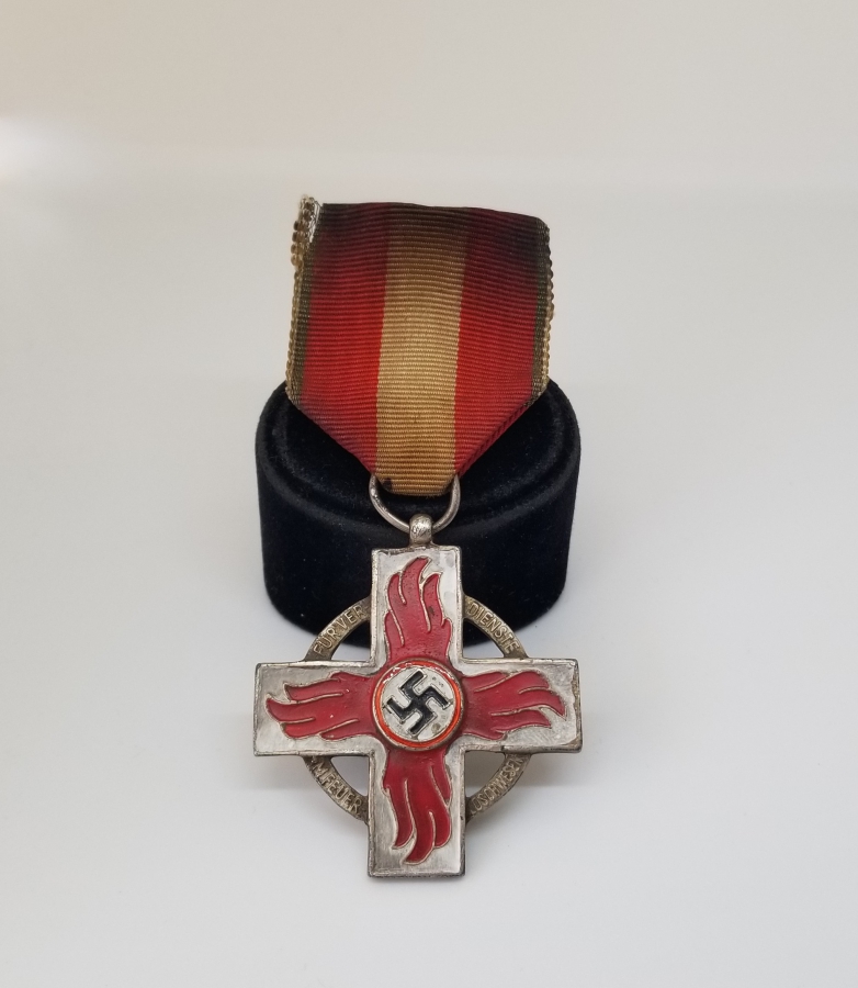 ORİJİNAL KURDELASIYLA İTFAİYECİ BİRLİĞİ MİNELİ NADİR NAZİ GÜMÜŞ MADALYA