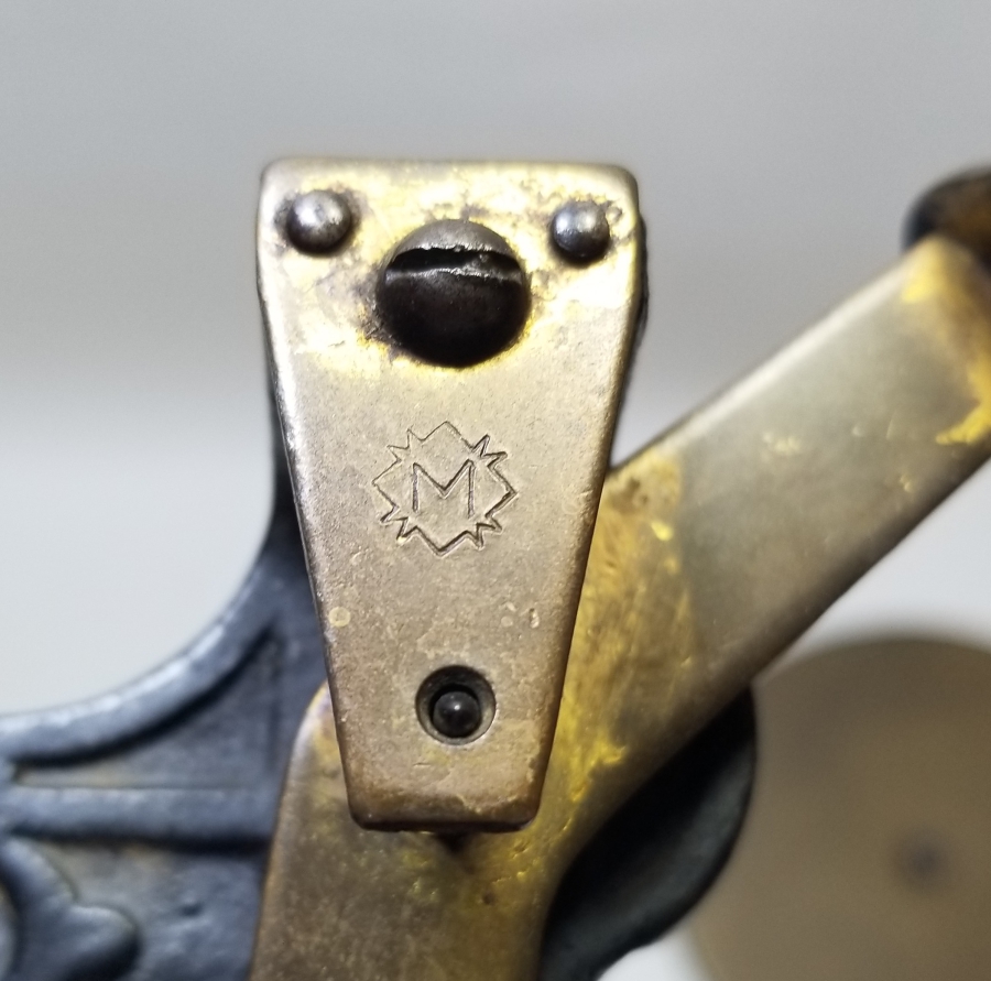 EMAYE KADRANLI ANTİKA DEV BOY POSTA TERAZİSİ