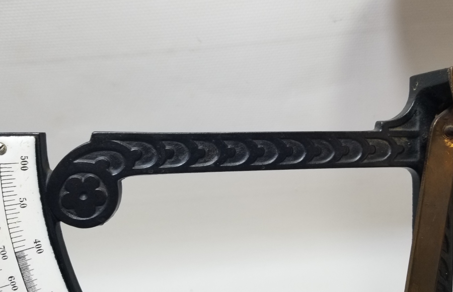 EMAYE KADRANLI ANTİKA DEV BOY POSTA TERAZİSİ