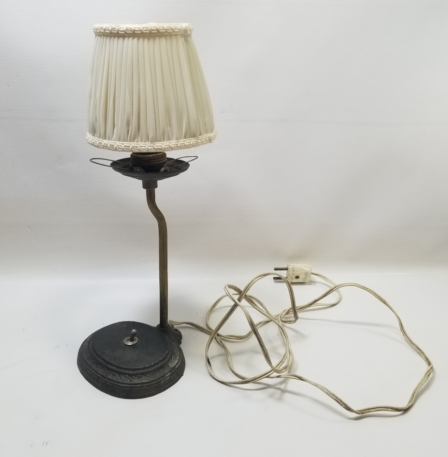 ÇALIŞIR DURUMDA ANTİKA MASA LAMBASI