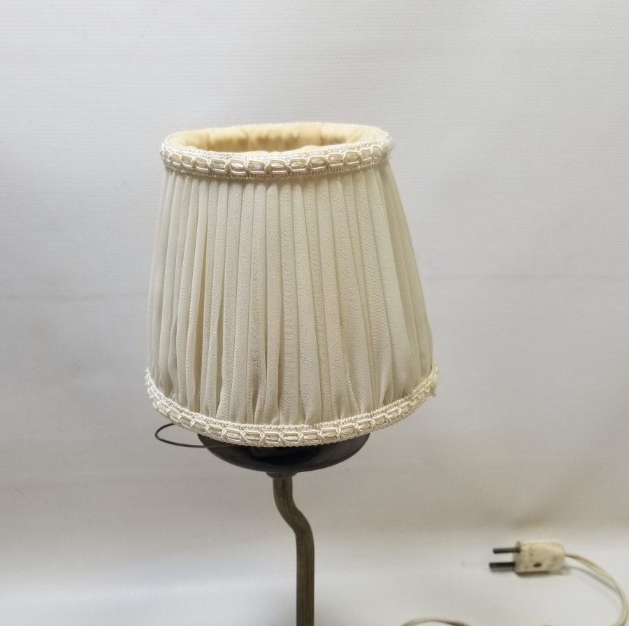 ÇALIŞIR DURUMDA ANTİKA MASA LAMBASI