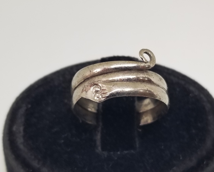 KABARTMA İŞÇİLİKLİ YILAN FORMLU OSMANLI DÖNEMİ RUM İŞİ YÜZÜK