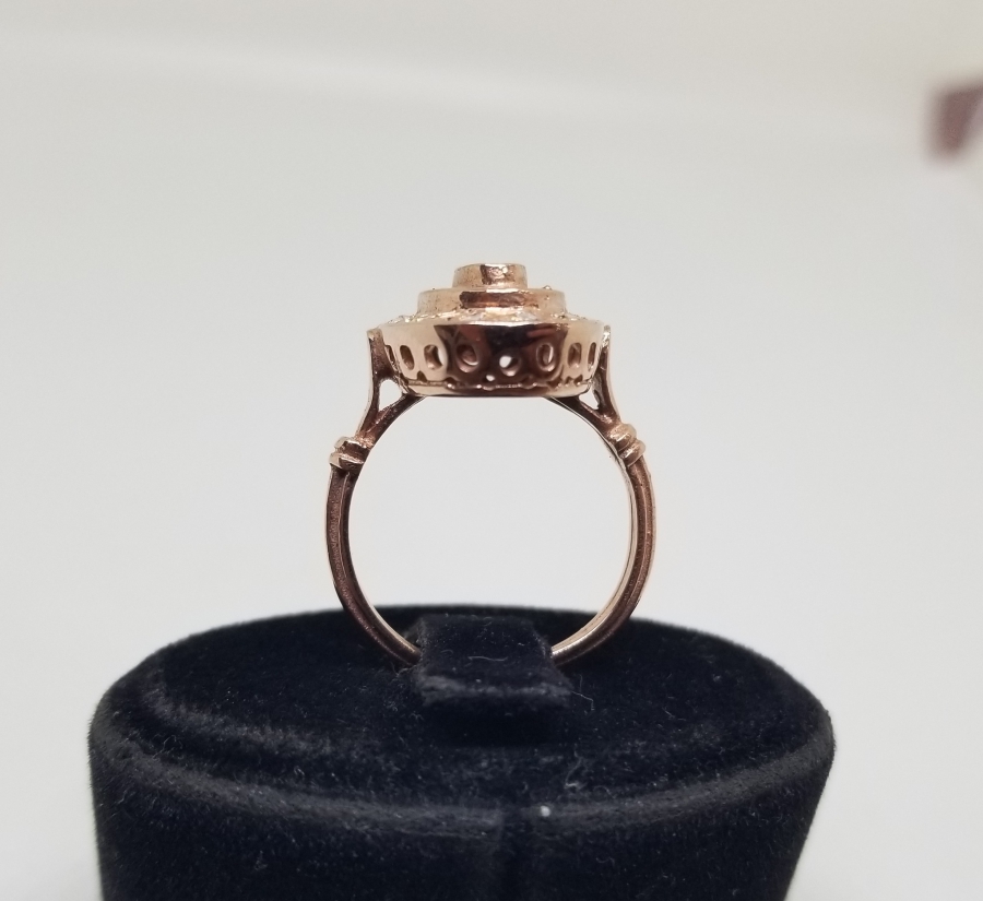 FRANSIZ MEKİĞİ MODELİ ELMAS TAŞLI YÜZÜK