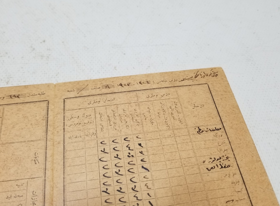 CUMHURİYET BAŞLARI OSMANLICA YAZILI KARNE