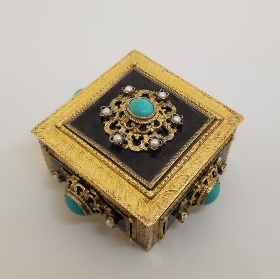 TURKUAZ TAŞLI VE ALTIN KAPLAMA ÖZEL YAPIM ANTİKA KUTU