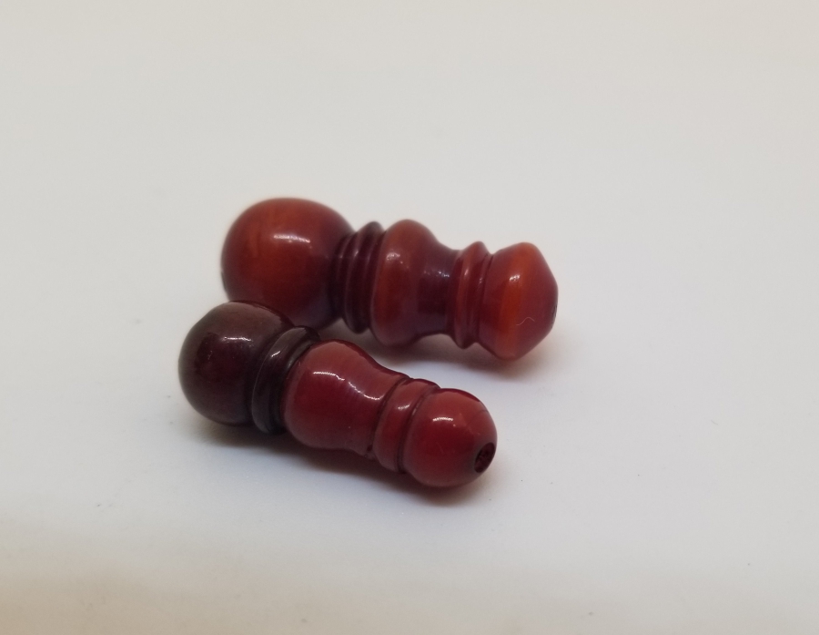 İKİ ADET ANTİKA TESPİH İMAMESİ