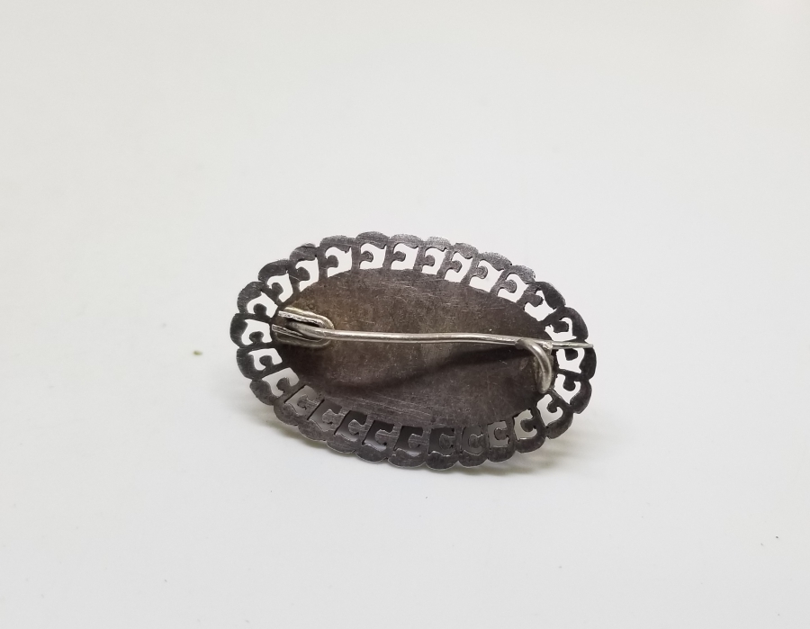 ÖZEL YAPIM TESTERE İŞÇİLİKLİ ANTİKA OLTU TAŞLI ERZURUM YAPIMI BROŞ