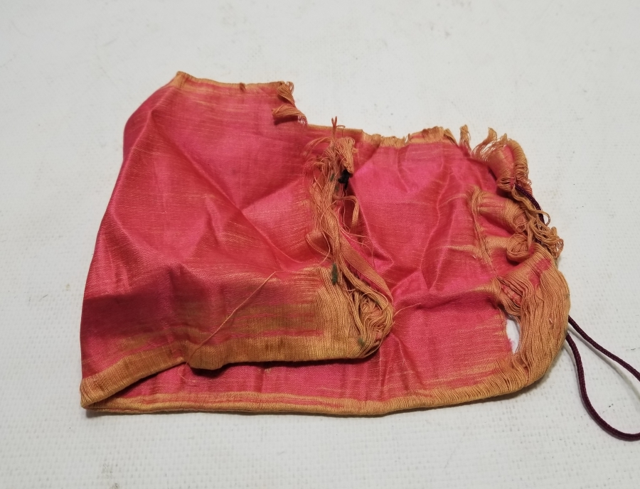 ÜZERİNDE OSMANLICA İZMİR YAZILI OSMANLI DÖNEMİ İPEK KESE