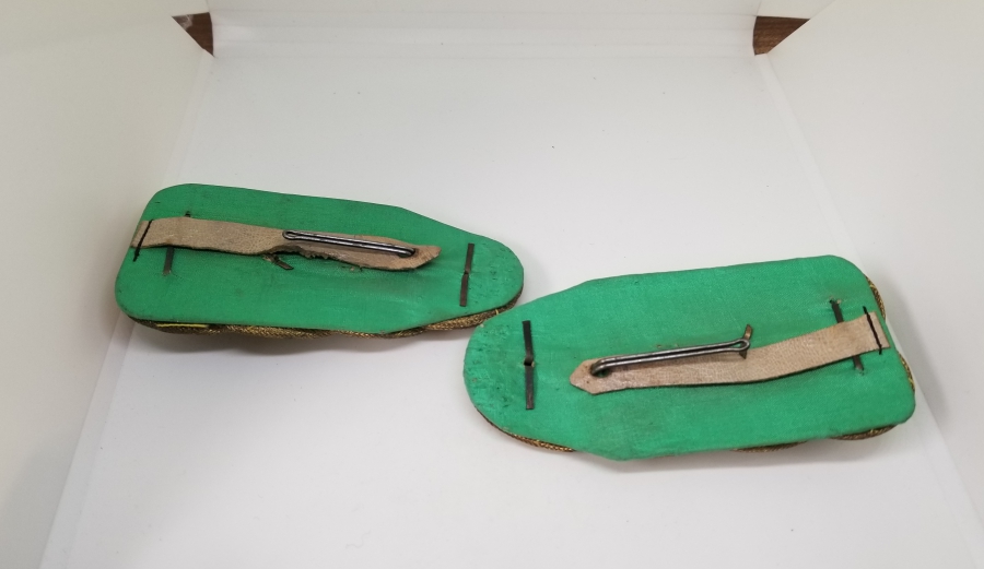 ÜZERİ SIRMA İŞÇİLİKLİ 1. DÜNYA SAVAŞI DÖNEMİ SUBAY APOLETİ