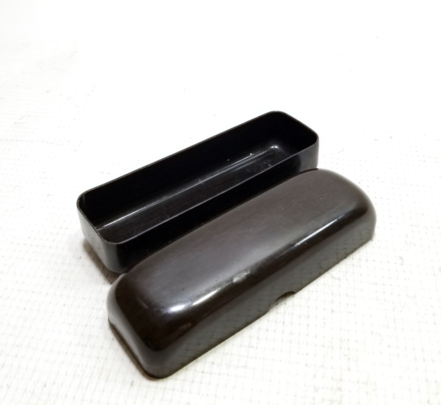 ANTİKA AHŞAP KAPAKLI BAKALİT KUTU