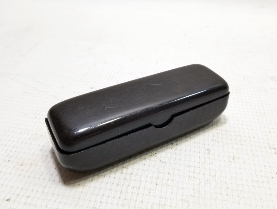 ANTİKA AHŞAP KAPAKLI BAKALİT KUTU