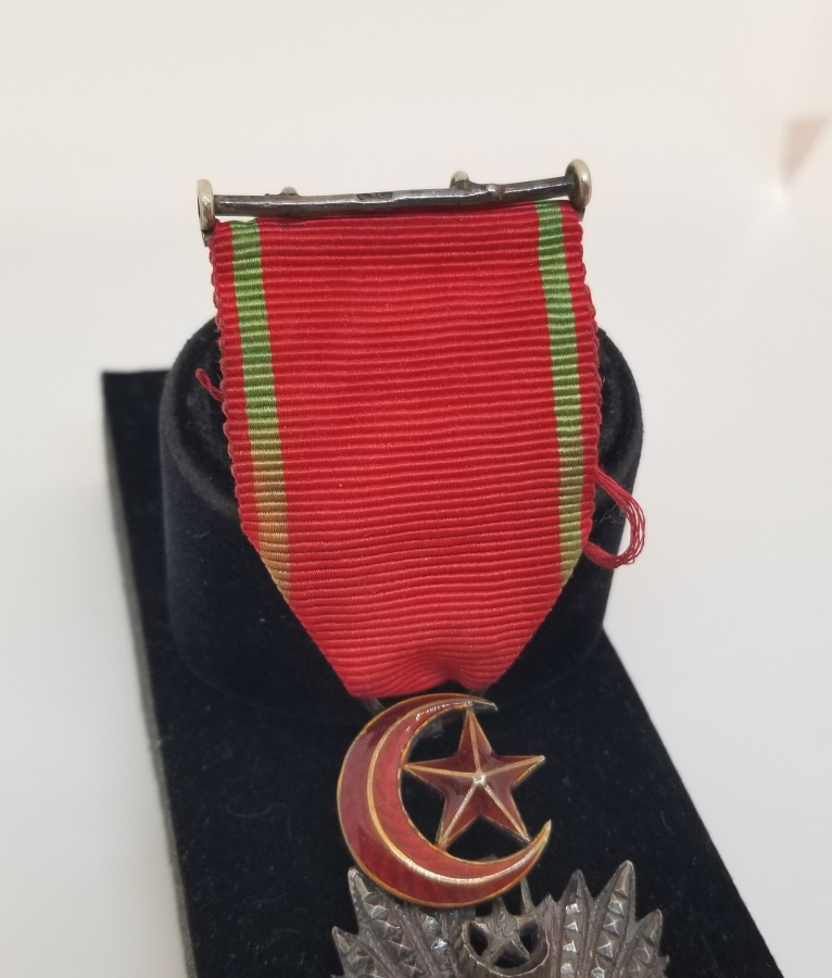 ORJİNAL ASKISI İLE 4. DERECE MECİDİ NİŞANI