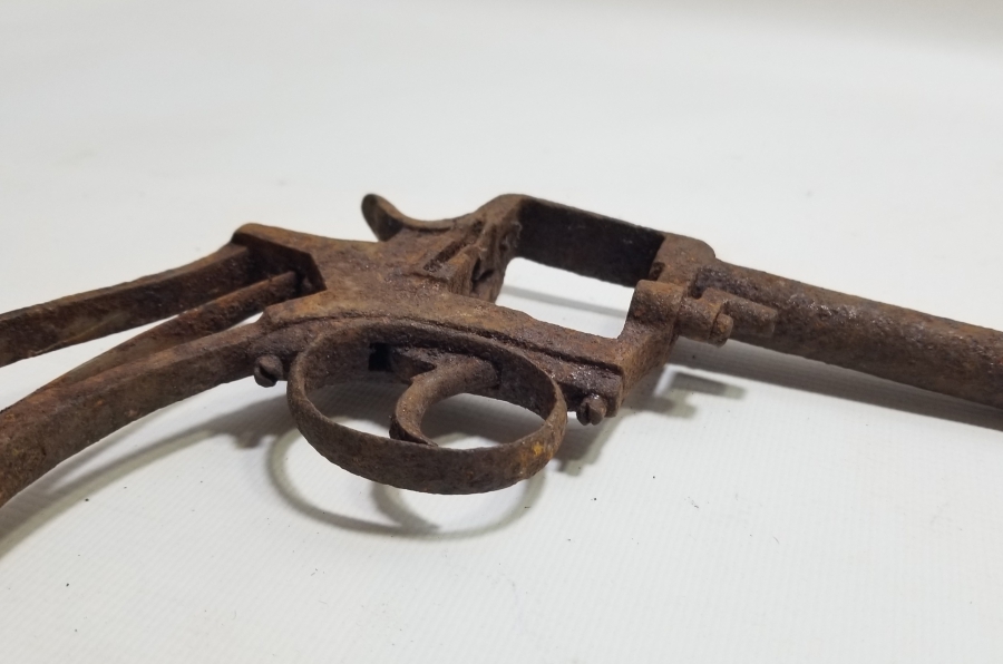 1. DÜNYA SAVAŞI DÖNEMİ OSMANLI SUBAY TABANCASI İSKELETİ