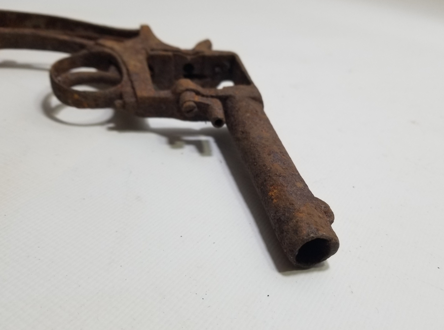 1. DÜNYA SAVAŞI DÖNEMİ OSMANLI SUBAY TABANCASI İSKELETİ