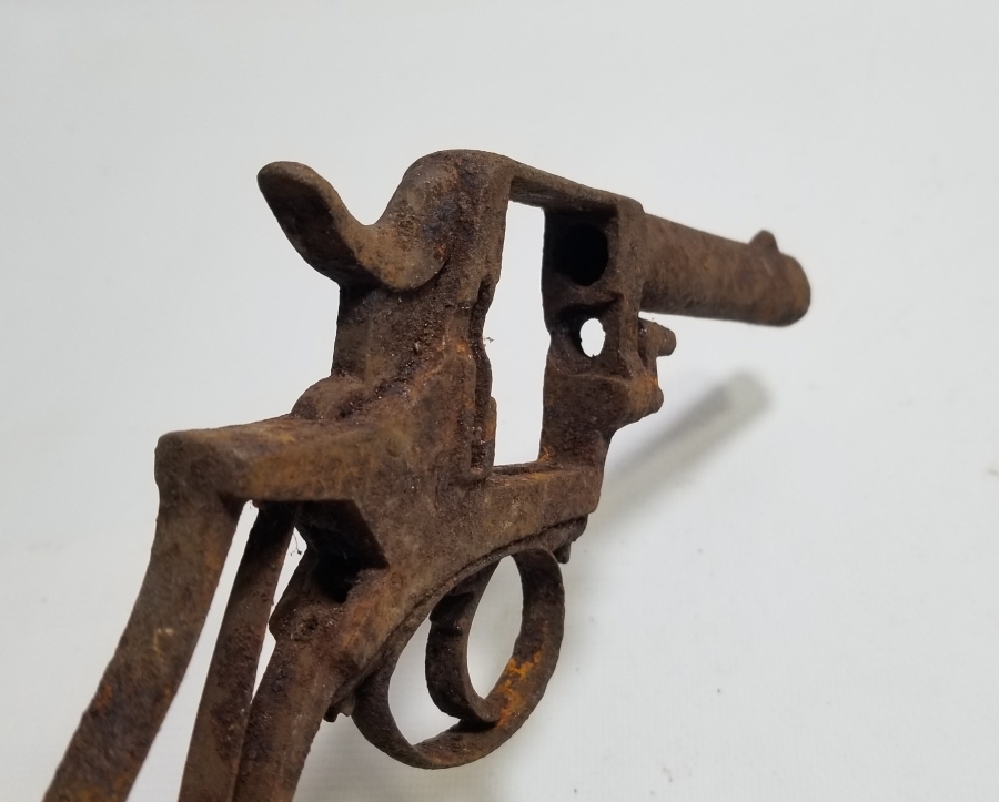 1. DÜNYA SAVAŞI DÖNEMİ OSMANLI SUBAY TABANCASI İSKELETİ