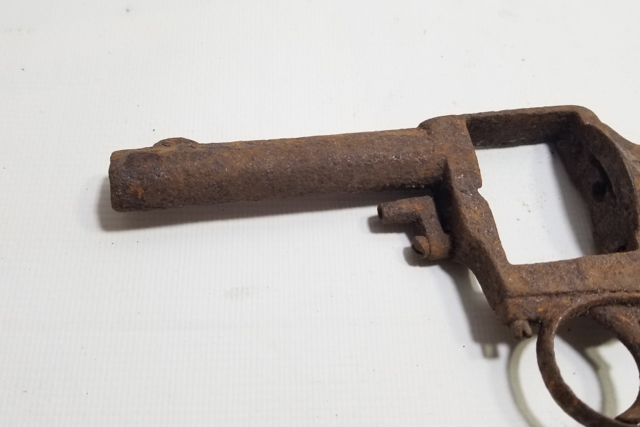 1. DÜNYA SAVAŞI DÖNEMİ OSMANLI SUBAY TABANCASI İSKELETİ