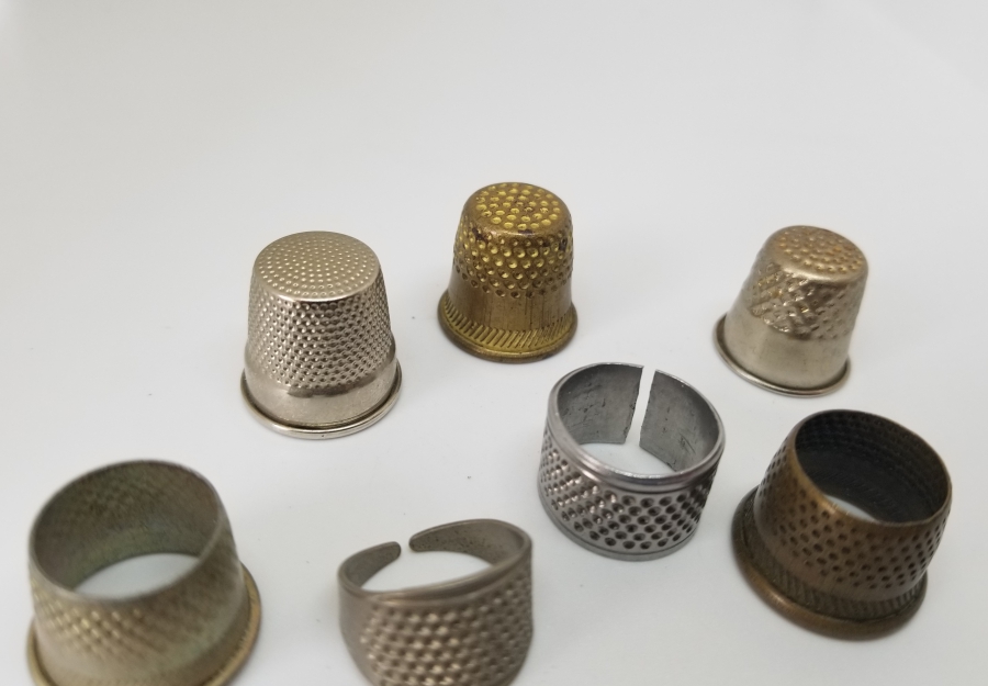 ALTIN VE GÜMÜŞ KAPLAMA ANTİKA TERZİ YÜKSÜĞÜ LOTU