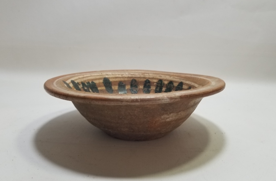 AKITMA İŞÇİLİKLİ VE USTASININ ADI YAZILI NADİR KINIK KASE