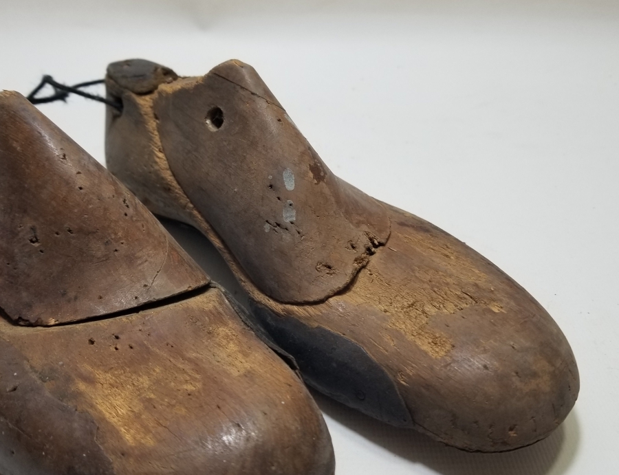 OSMANLI DÖNEMİ EL YAPIMI AHŞAP AYAKKABICI KALIBI