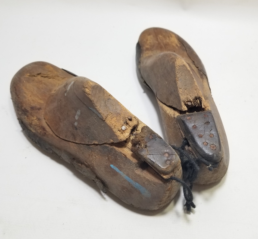 OSMANLI DÖNEMİ EL YAPIMI AHŞAP AYAKKABICI KALIBI