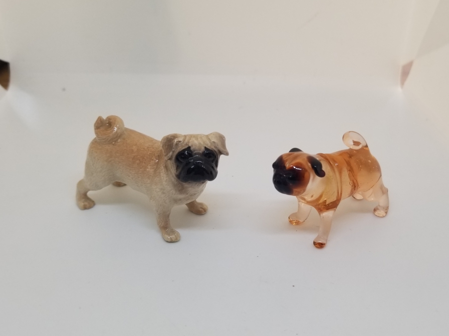 ANTİKA PORSELEN VE CAM KÖPEK FİGÜRÜ