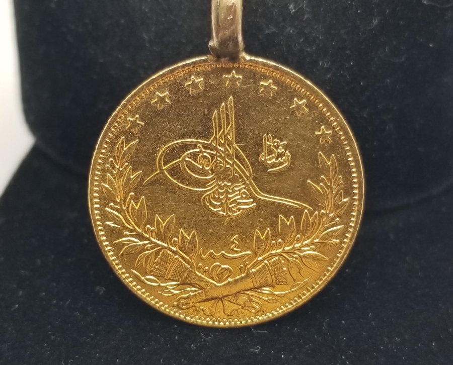 OSMANLI DÖNEMİ REŞAT ALTININDAN YAPILMIŞ ALTIN YÜZ GÖRÜMLÜLÜĞÜ KOLYESİ