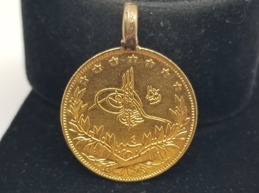 OSMANLI DÖNEMİ REŞAT ALTININDAN YAPILMIŞ ALTIN YÜZ GÖRÜMLÜLÜĞÜ KOLYESİ