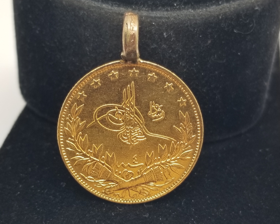 OSMANLI DÖNEMİ REŞAT ALTININDAN YAPILMIŞ ALTIN YÜZ GÖRÜMLÜLÜĞÜ KOLYESİ