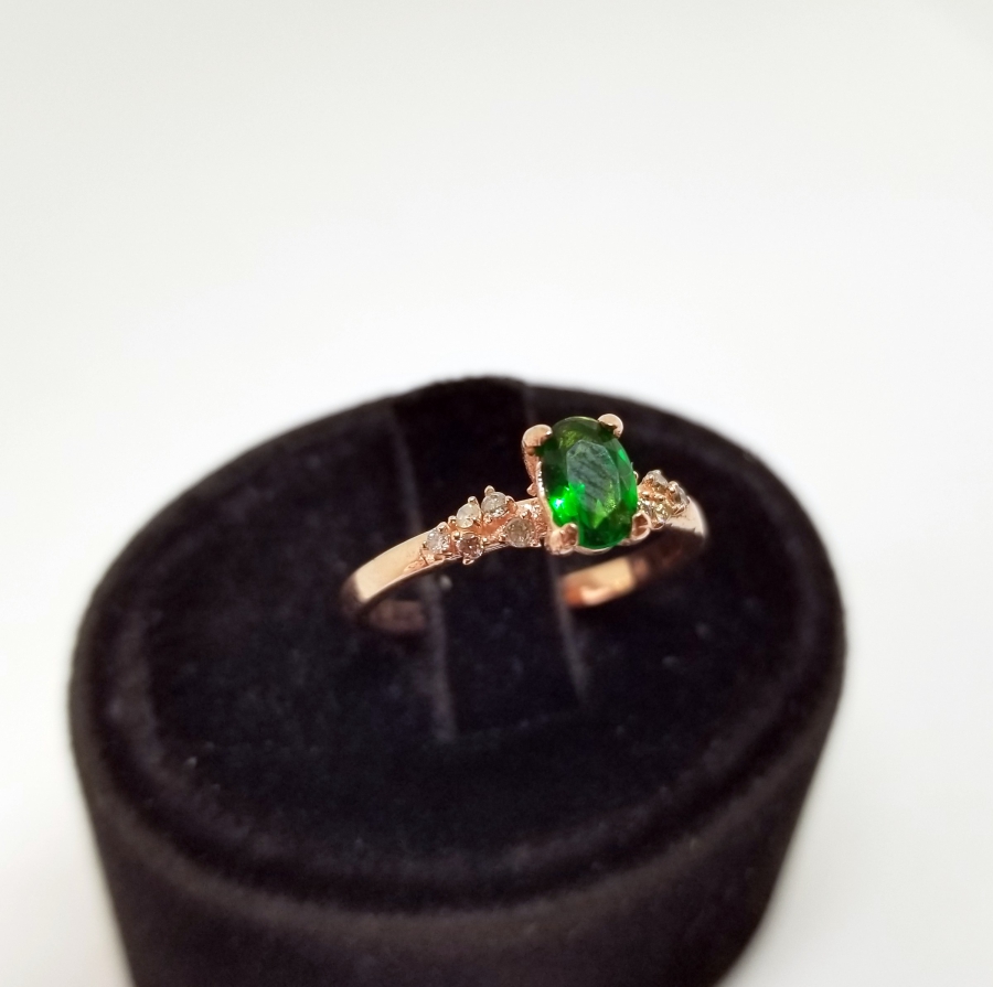 ZÜMRÜT VE PIRLANTA TAŞLI ÖZEL YAPIM YÜZÜK