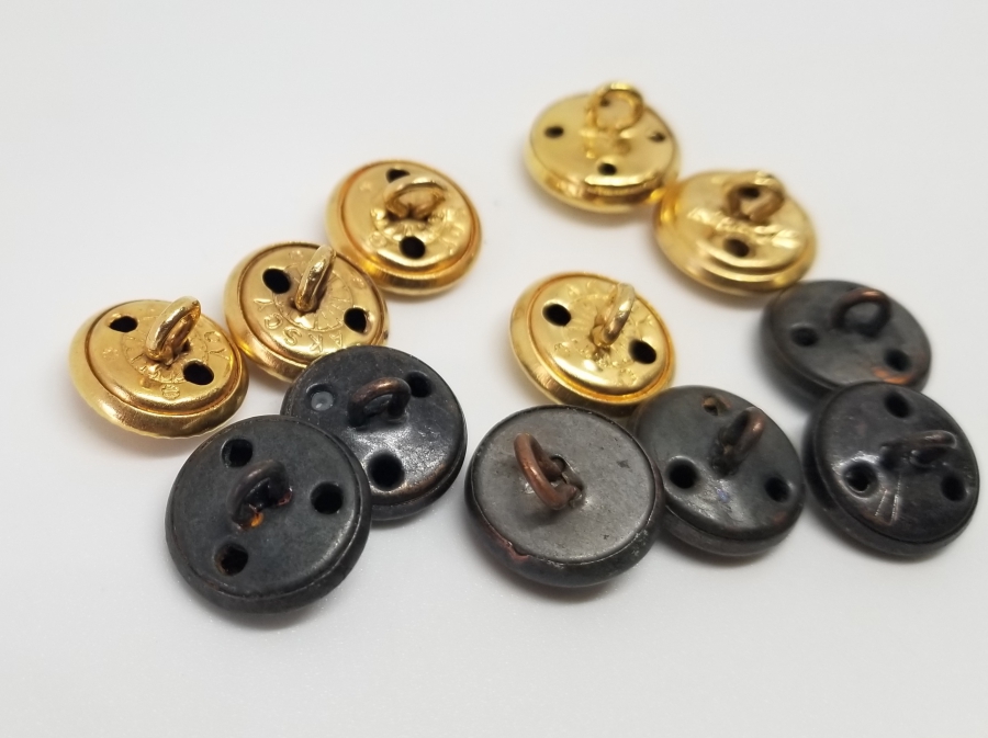 ANTİKA ASKERİ DÜĞME LOTU