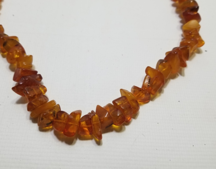 İÇİ FOSİLLİ ÖZEL YAPIM ANTİKA DAMLA KEHRİBAR GERDANLIK