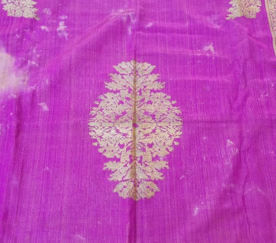 OSMANLI DÖNEMİ HEREKE YAPIMI GÜMÜŞ SIRMA İŞÇİLİKLİ İPEK GELİN HAMAM BOHÇASI