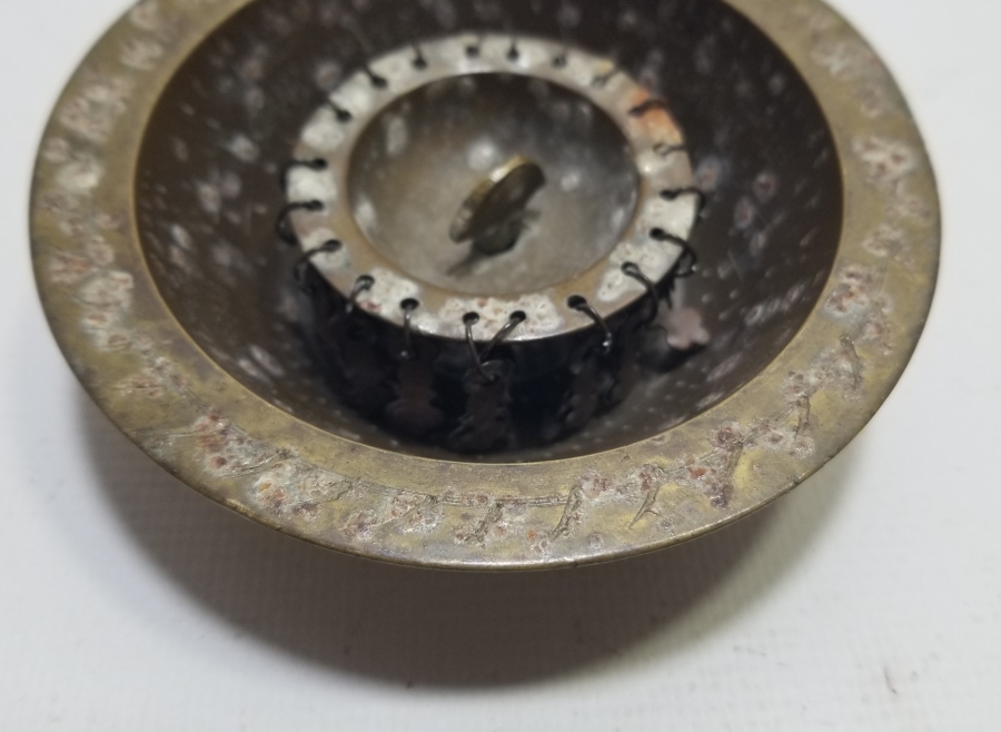 İÇİ AYETLERLE DEKORLU ANTİKA ŞİFA TASI