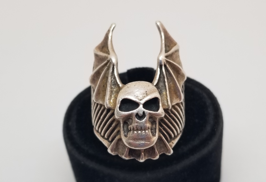 KABARTMA İŞÇİLİKLİ GÜMÜŞ ÖZEL YAPIM YÜZÜK