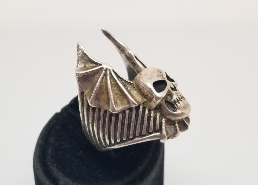 KABARTMA İŞÇİLİKLİ GÜMÜŞ ÖZEL YAPIM YÜZÜK