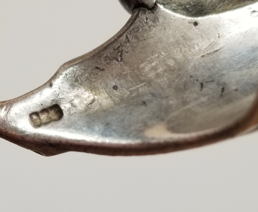 KABARTMA İŞÇİLİKLİ GÜMÜŞ ÖZEL YAPIM YÜZÜK