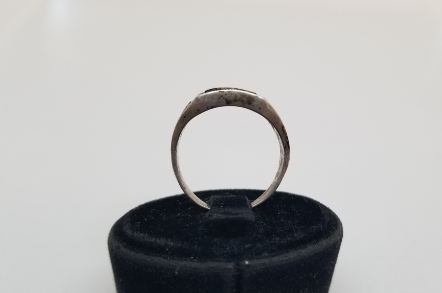 ÜZERİ TUĞRALI GÜMÜŞ YÜZÜK