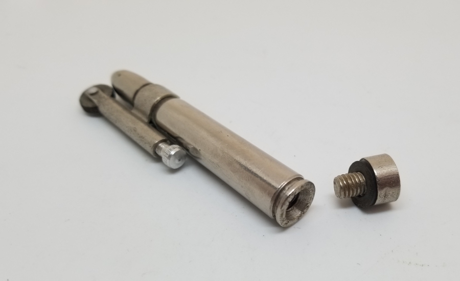 MAVZER MERMİSİ FORMUNDA YAPILMIŞ ANTİKA SUBAY ÇAKMAĞI